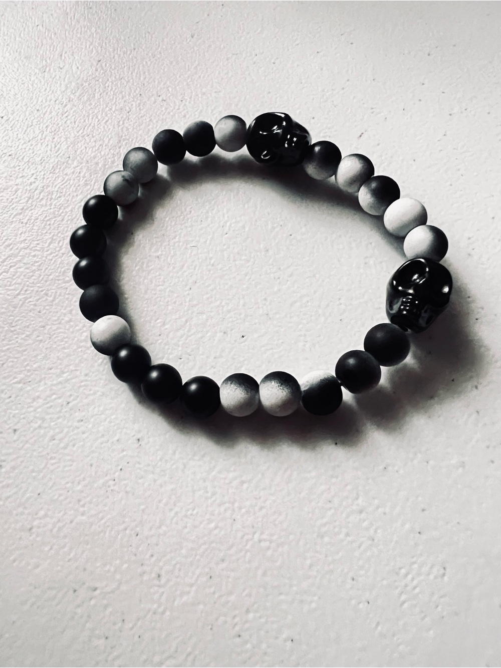 Men's Matte Black & Gray Skull Bead Bracelet